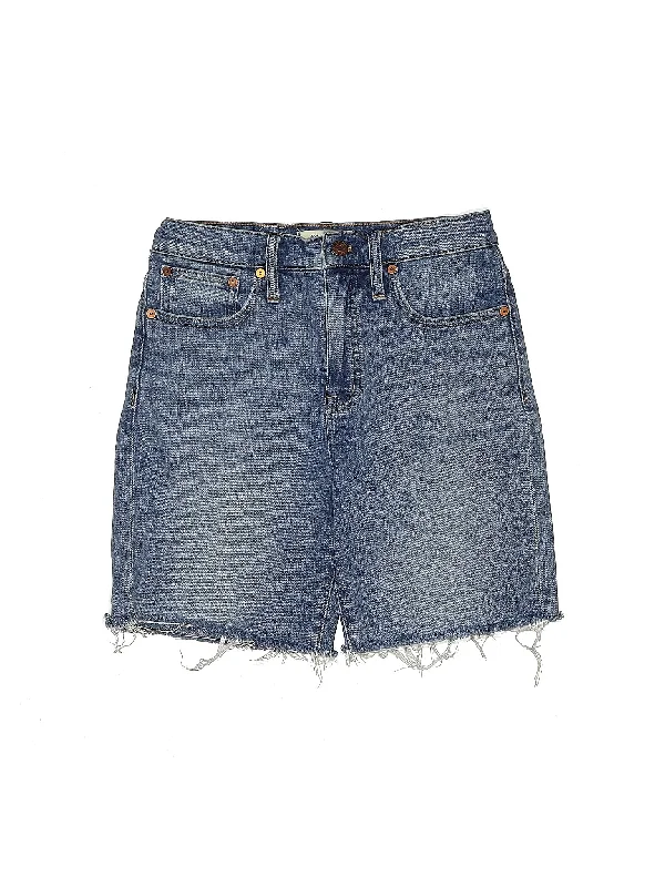 High-Rise Denim Shorts in Medium Wash