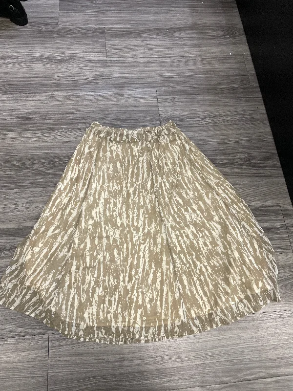 Skirt Midi By Clothes Mentor  Size: M