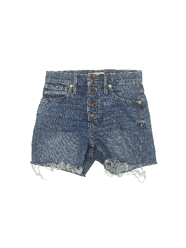 Mid-Rise Denim Shorts in Medium Wash