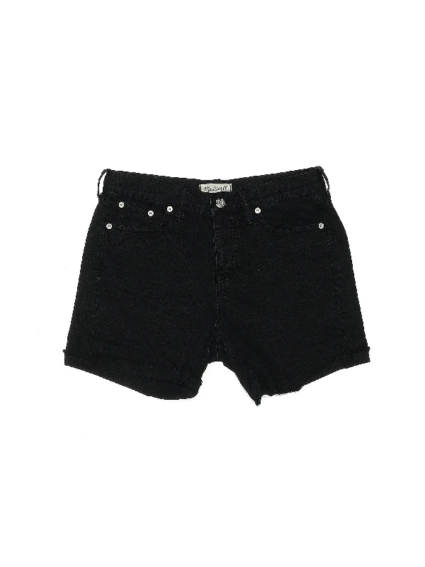 Mid-Rise Denim Shorts in Medium Wash