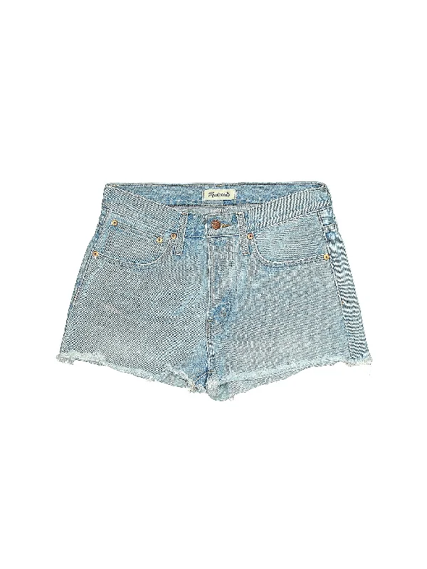 Mid-Rise Denim Shorts in Medium Wash