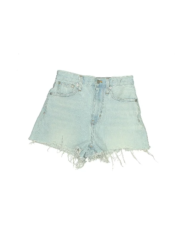 Mid-Rise Denim Shorts in Light Wash