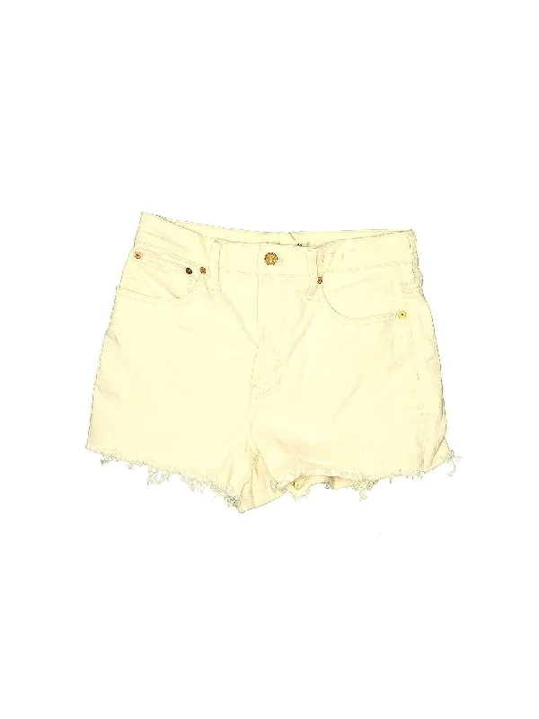 Mid-Rise Denim Shorts in Light Wash