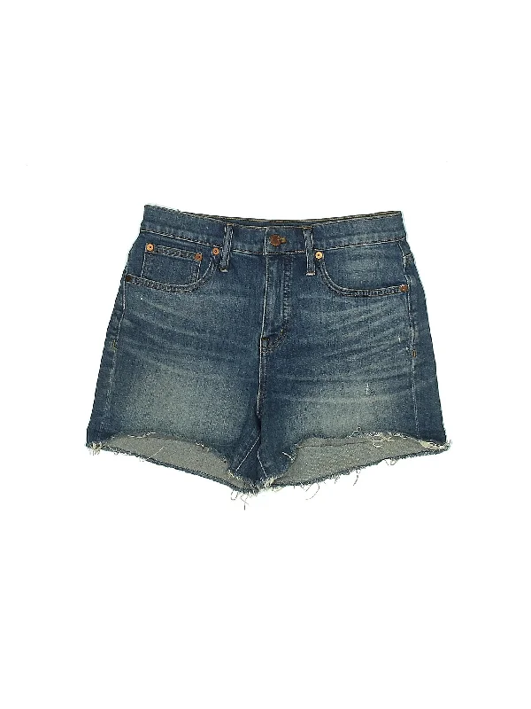 Mid-Rise Denim Shorts in Light Wash