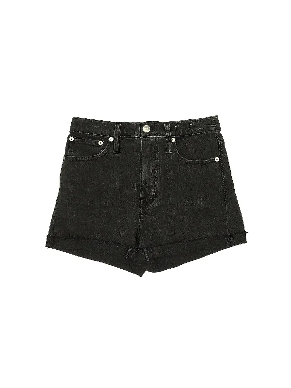 Mid-Rise Denim Shorts in Medium Wash