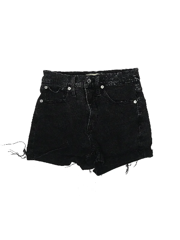 Mid-Rise Denim Shorts in Medium Wash