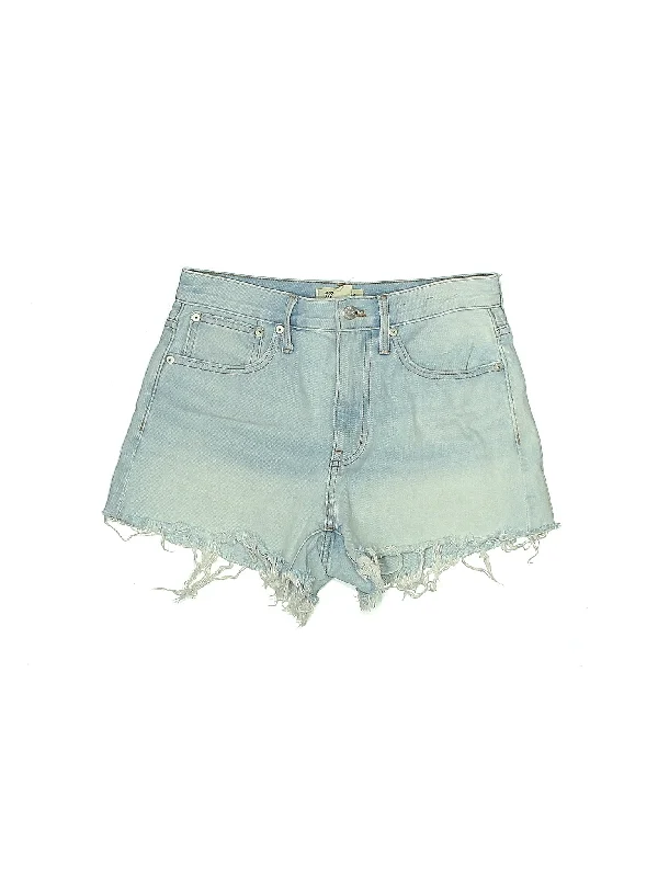 Mid-Rise Denim Shorts in Light Wash