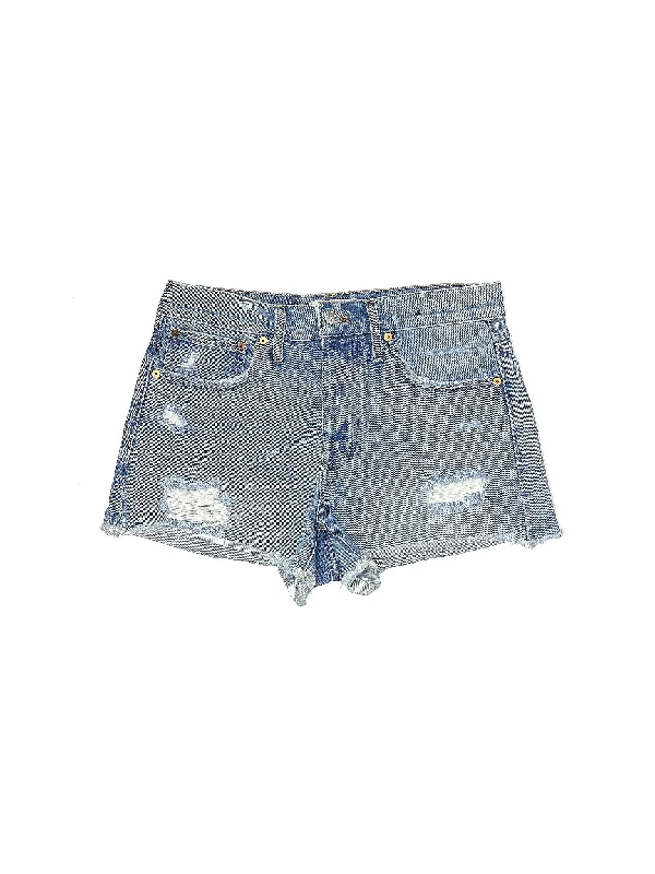 Mid-Rise Denim Shorts in Light Wash